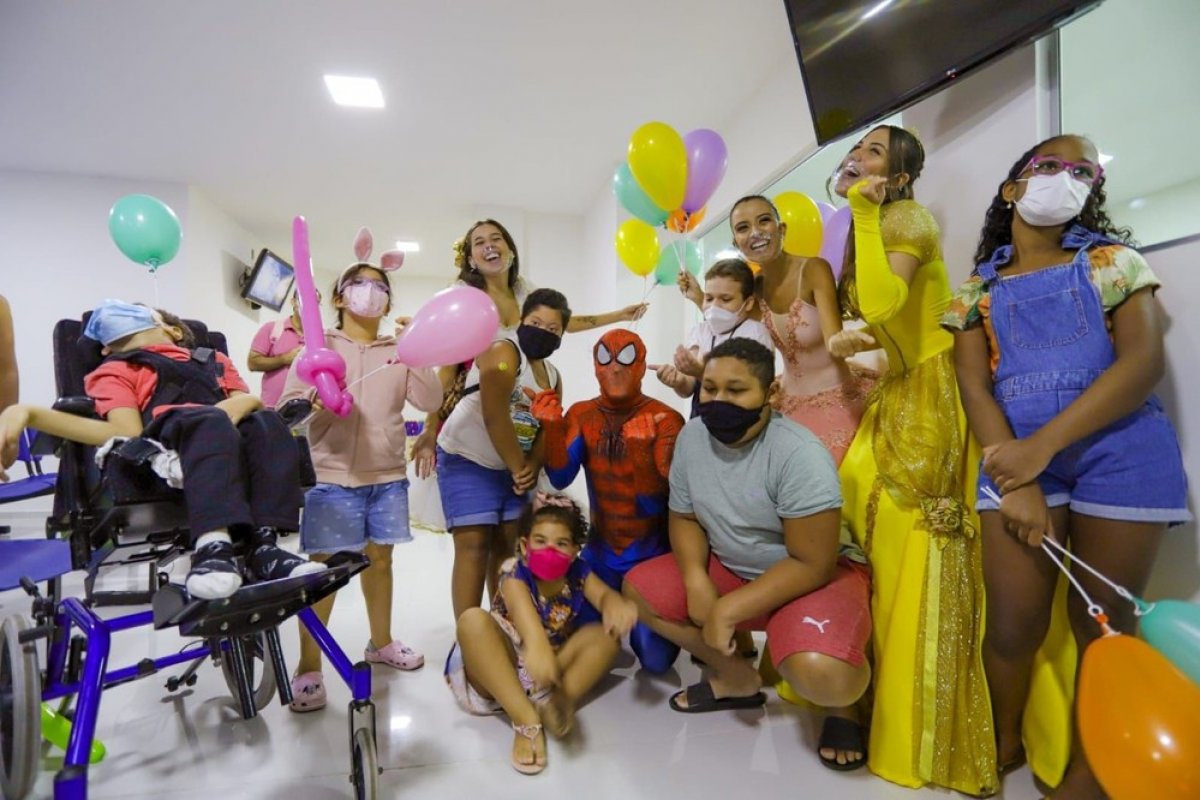 Alívio e emoção marcam primeiro dia de vacinação de crianças contra a Covid-19 em Salvador