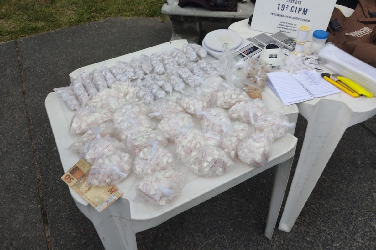 Polícia Militar desmonta laboratório de drogas que era videomonitorado