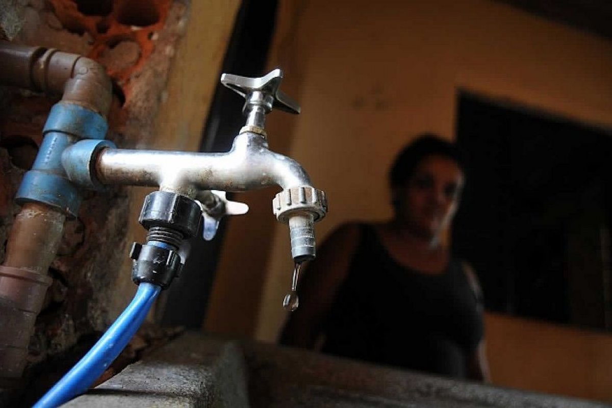 Conta de água vai ficar mais cara na Bahia