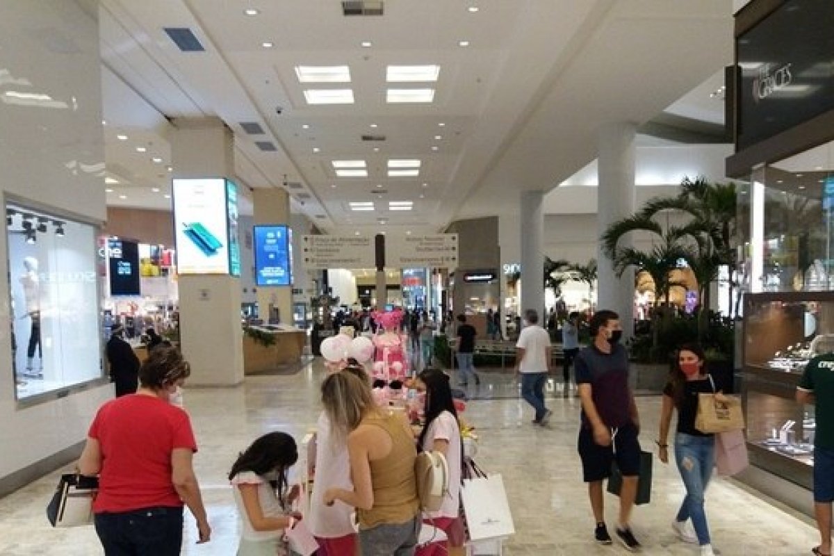 Vendas online superam a dos shoppings centers durante a pandemia, revela estudo