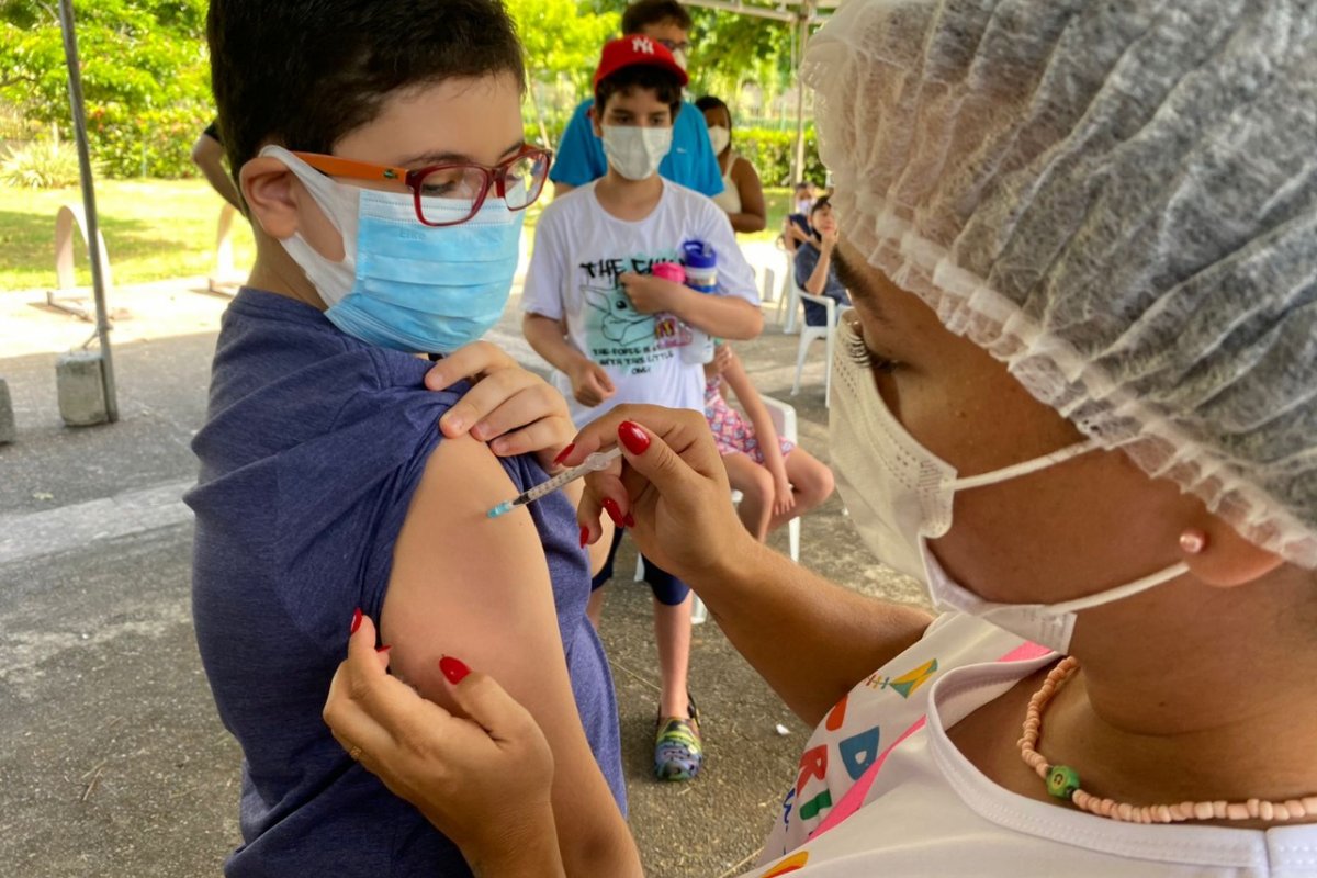 "Esperávamos uma maior procura", diz Leo Prates sobre baixa adesão no 1º dia da vacinação de crianças