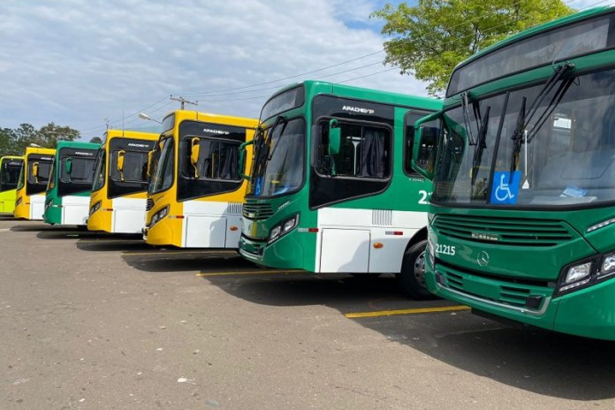 Prefeitos pedem reunião com Bolsonaro para decidir tarifa de ônibus