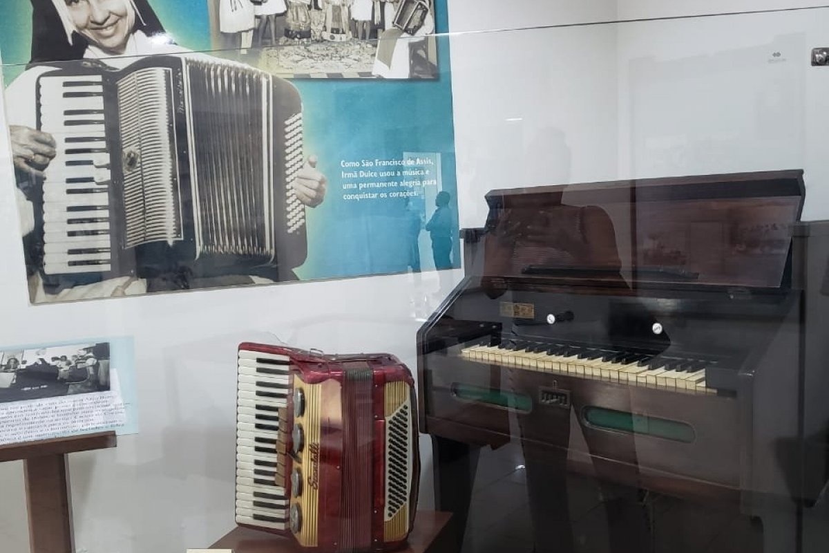 Cinco obras artísticas para conhecer quem foi Irmã Dulce