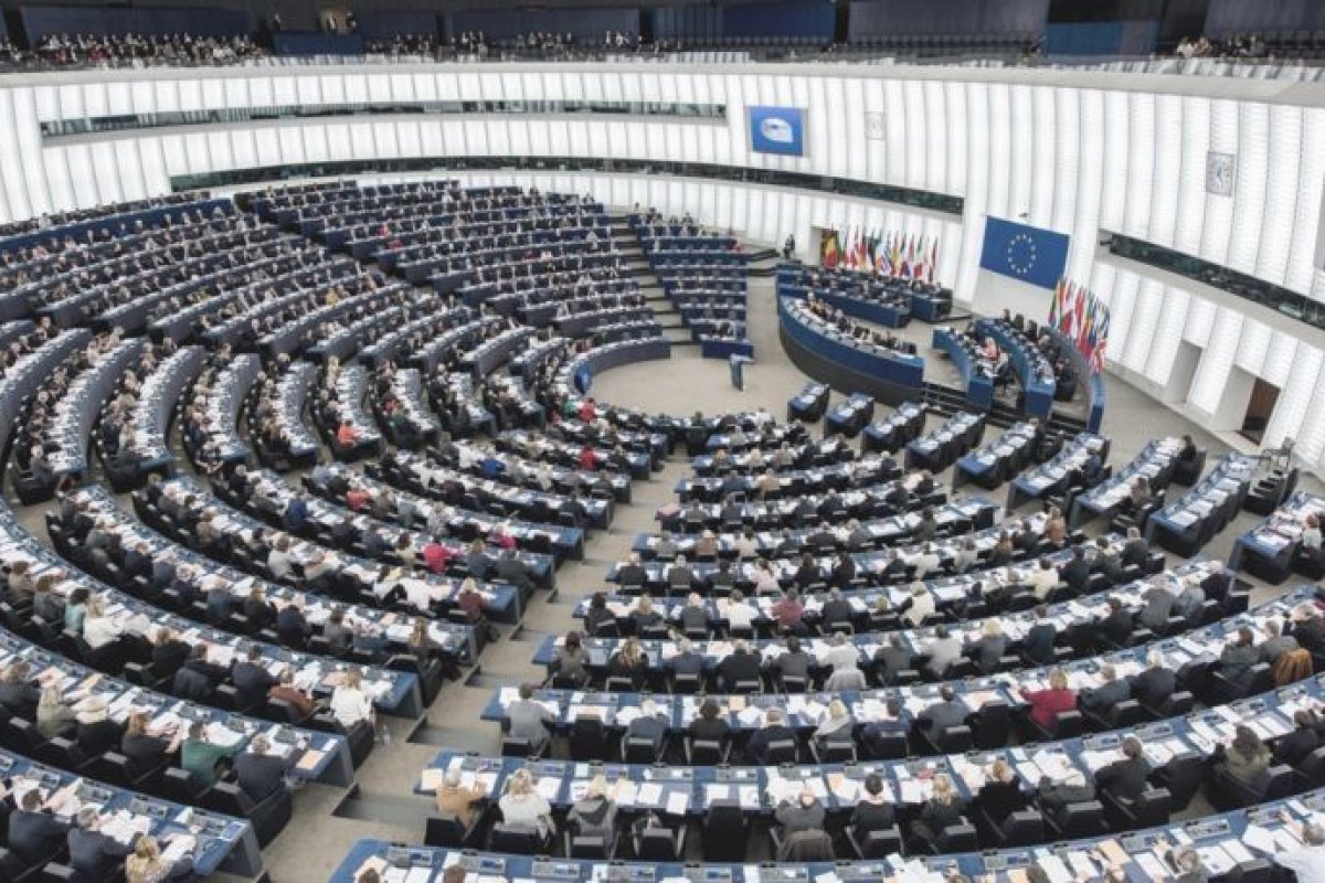 Parlamento Europeu elege novo presidente nesta terça (18)