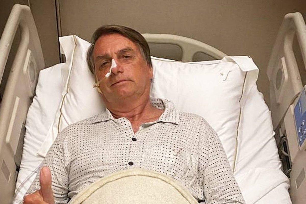 MP pede apuração dos gastos com internações de Bolsonaro