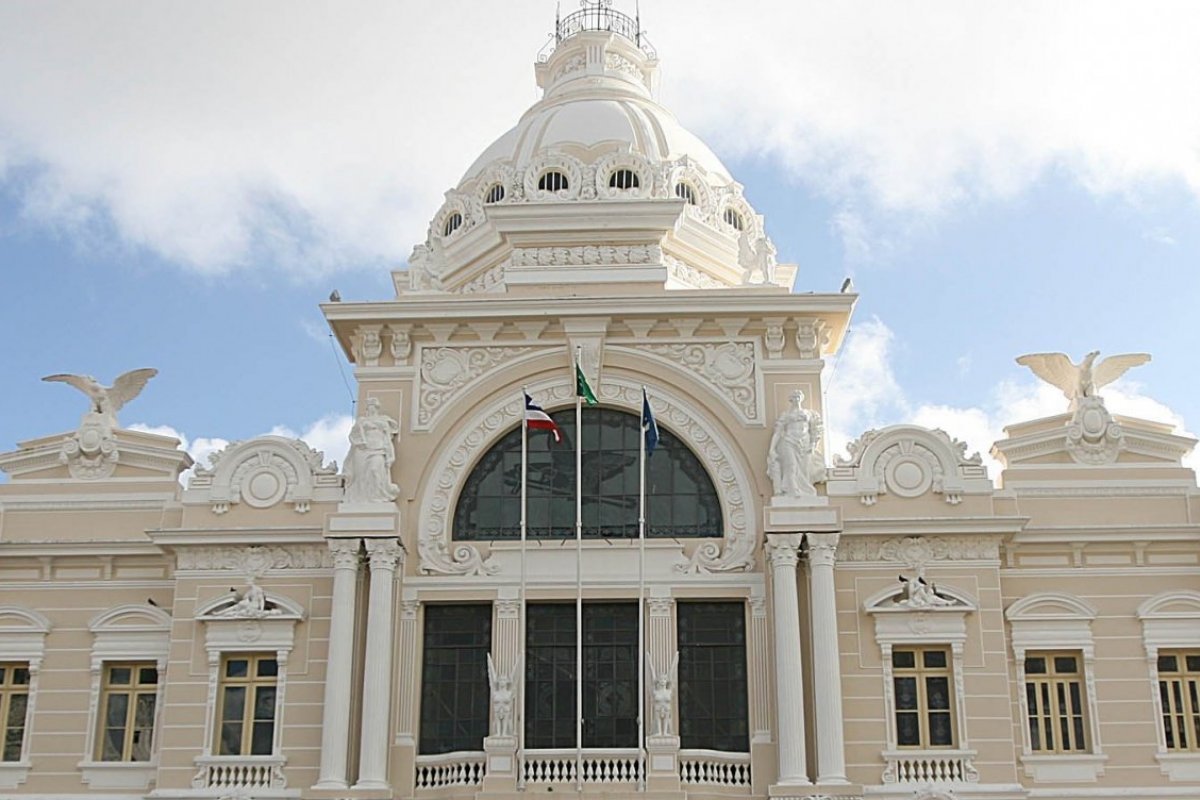 Ministério Público recomenda suspensão de licitação do Palácio Rio Branco