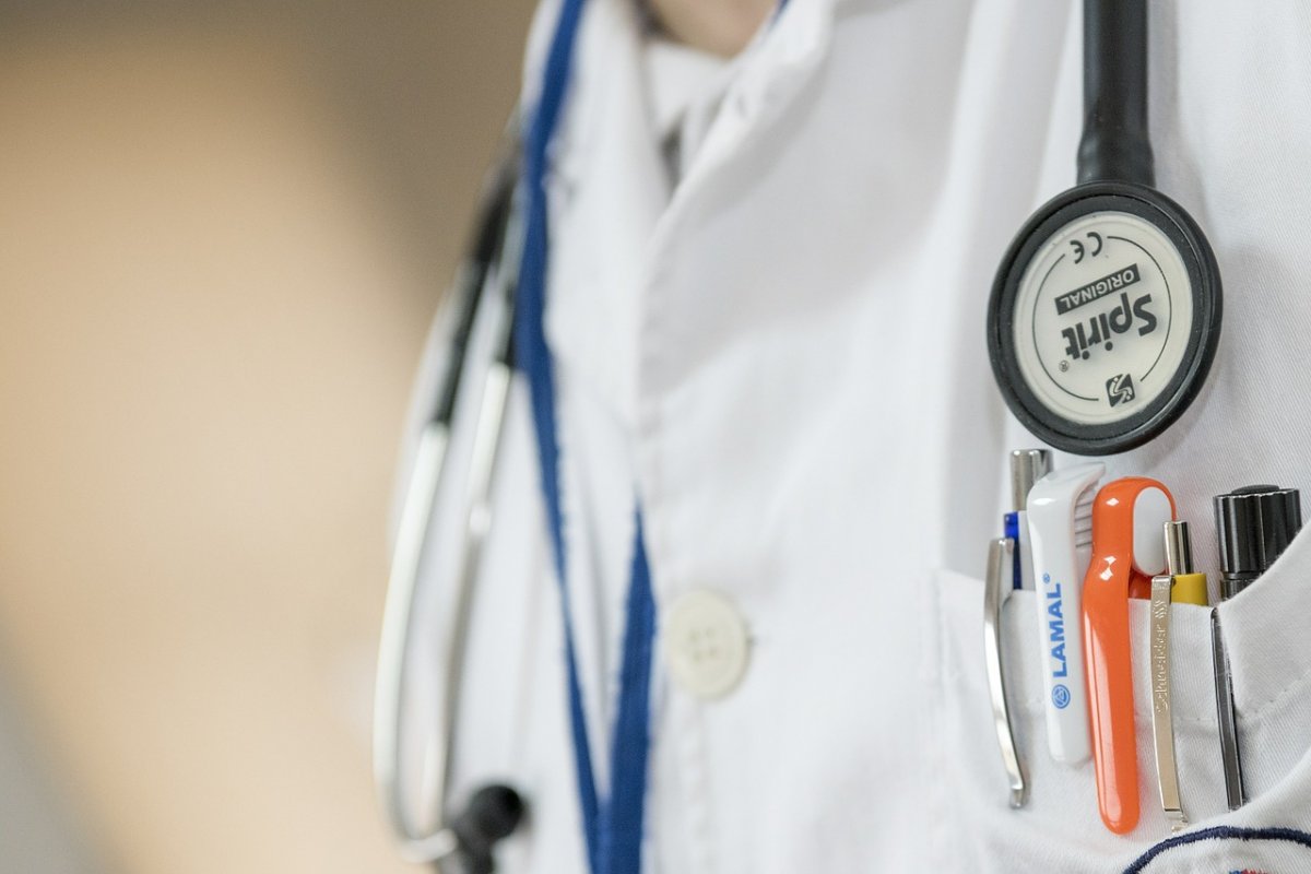 Saúde do Estado assina ordem de serviço para construção de Hospital do Câncer, em Caetité