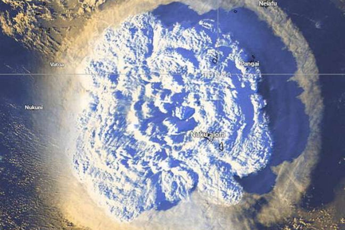 Após erupção, Tonga permanecerá incomunicável por quatro semanas