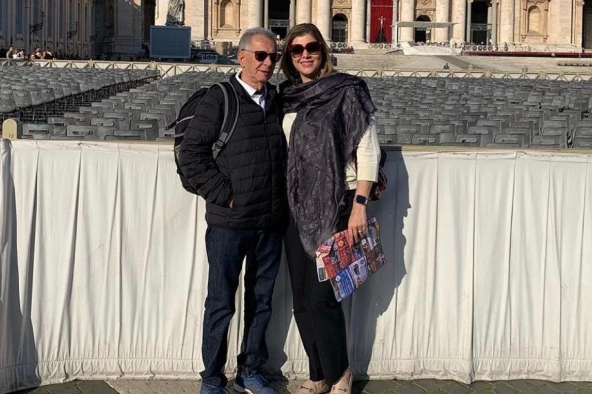 Diretora da Ótica A Fábrica, vai ao Vaticano, para assistir à missa de canonização de Irmã Dulce