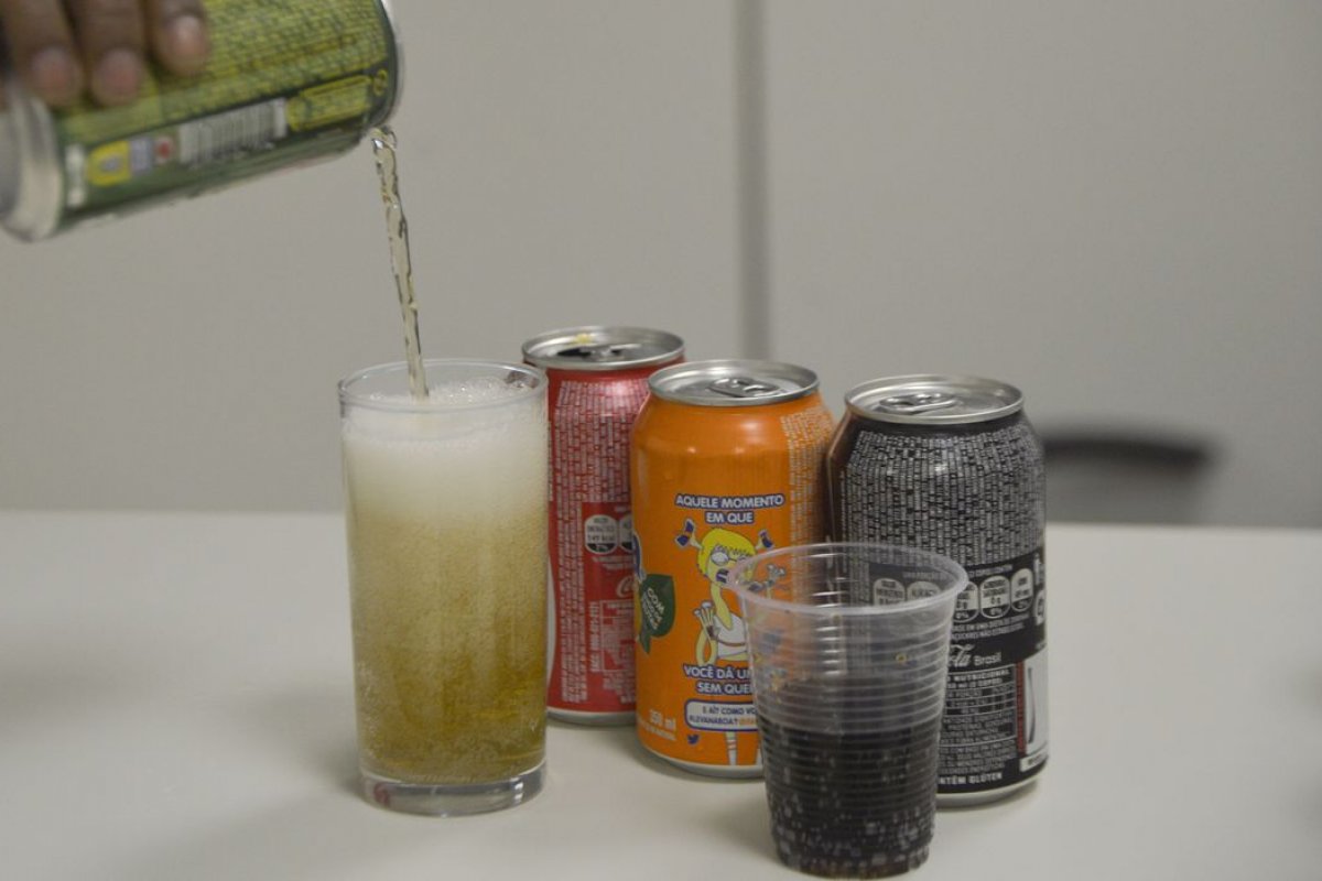 Projeto que proíbe venda de refrigerantes em escolas vai à Plenário