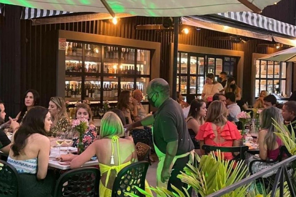 Esquina Paulista lança feijoada no próximo sábado com show da banda Choro in Concert