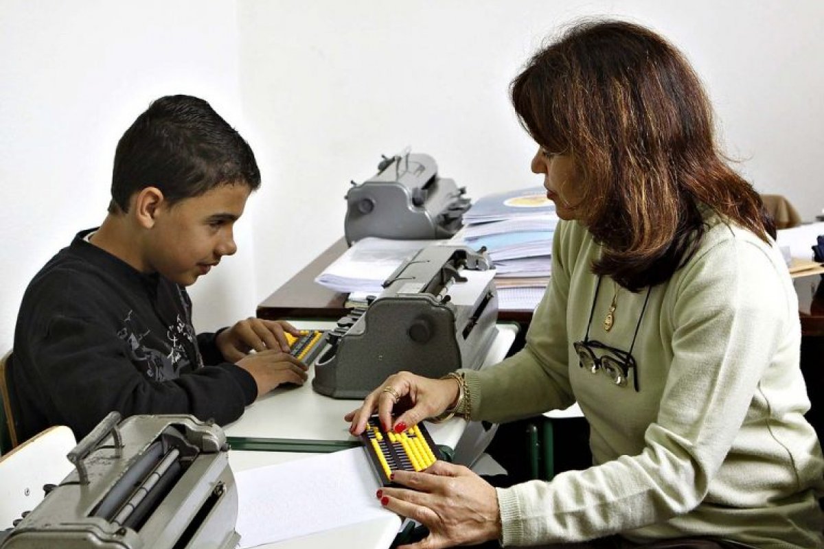 PL propõe prioridade para crianças com deficiência nas matrículas de escolas públicas