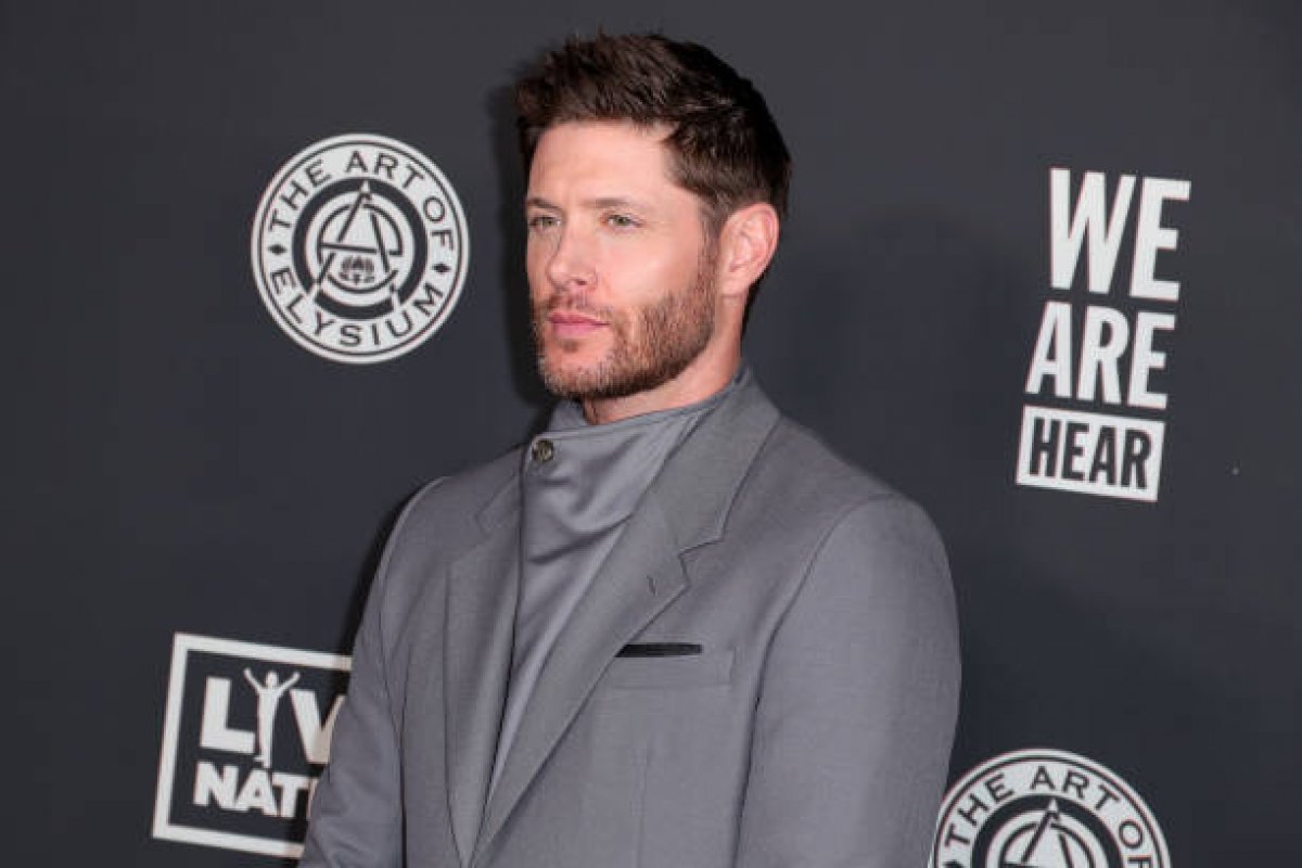 Jensen Ackles, ator de Supernatural, diz que série o fez perder medo de fantasmas