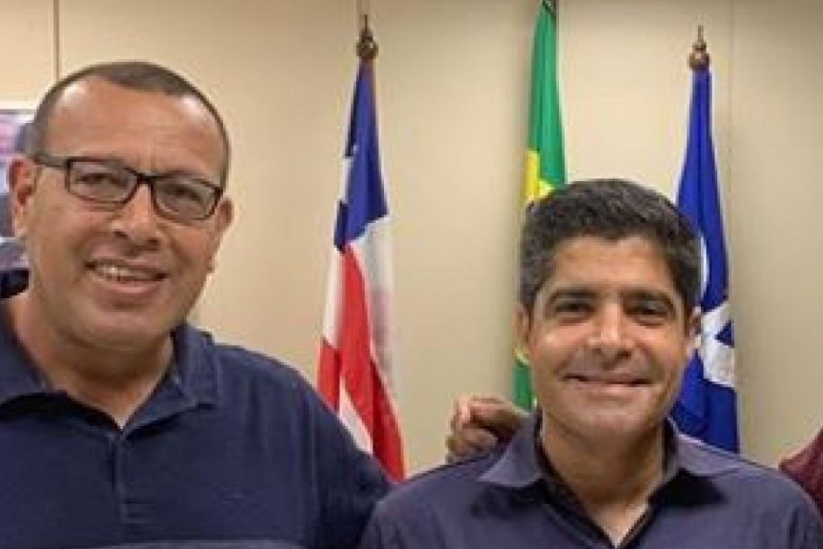 Priscando com ACM Neto