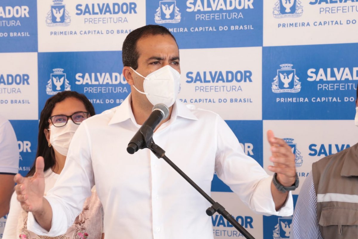 Prefeito diz que paralisação dos rodoviários foi “irresponsável e injusta”