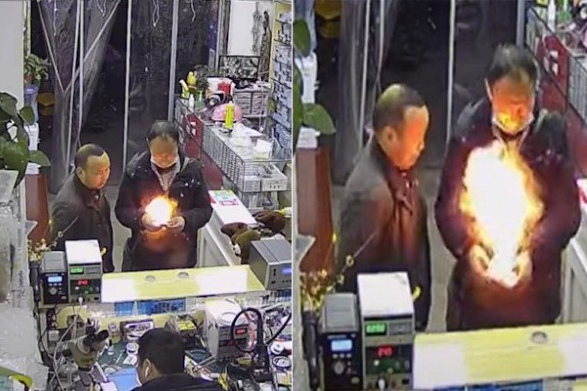 Vídeo: Celular explode nas mãos do cliente na loja de assistência técnica na China