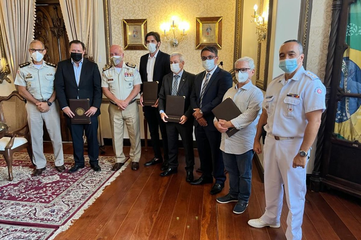 PM-BA concede homenagem a entidades envolvidas na campanha para vítimas das enchentes