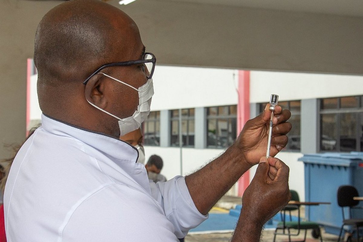 Covid-19: mais 25,7 mil pessoas foram vacinadas com primeira dose na Bahia