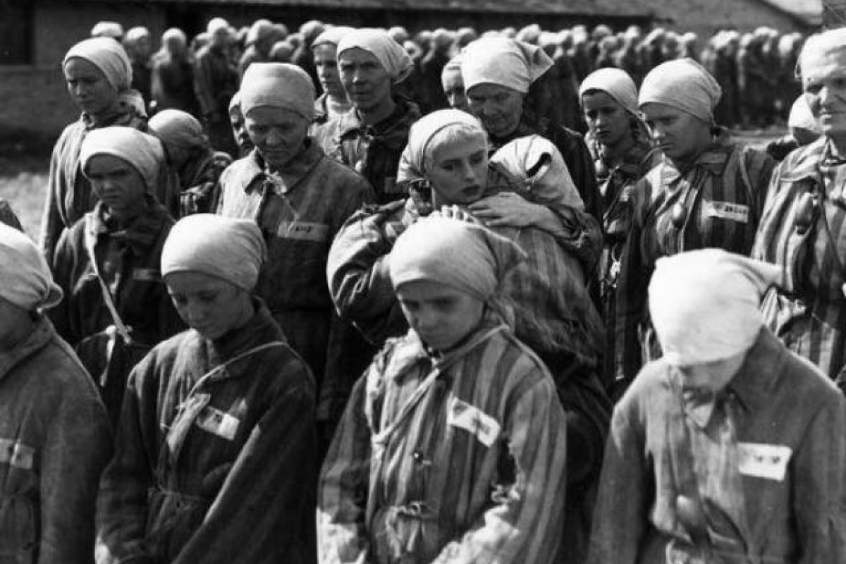 Contra a negação do Holocausto