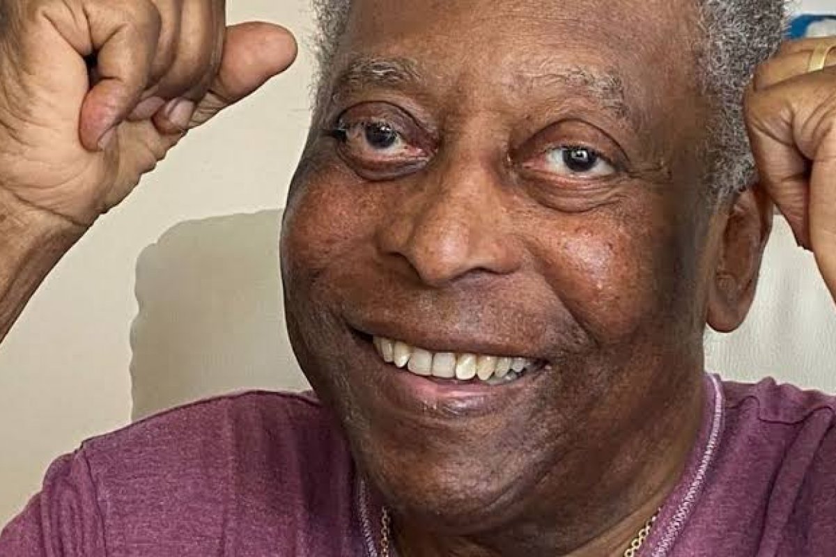 Pelé é diagnosticado com câncer generalizado pelo corpo