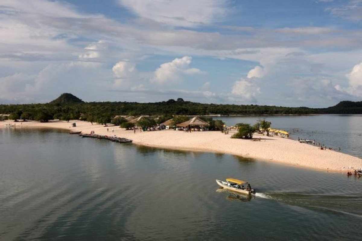 PF investiga mudança na cor das águas do Rio Tapajós, no Pará