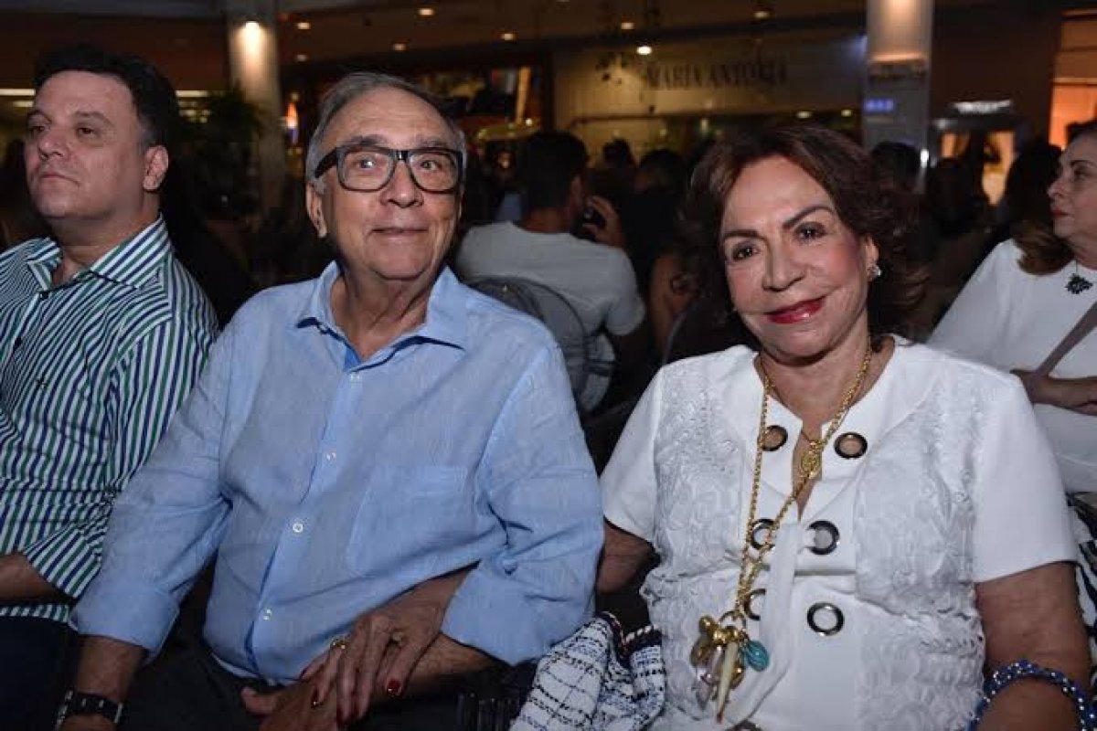 Luto! Morre a mãe do joalheiro Carlos Rodeiro