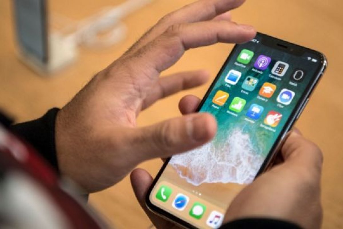 Apple é multada na Europa por falta de opções de pagamento no iOS