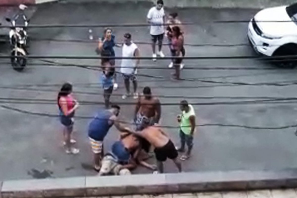 Festas em mansão tiram sossego de moradores no Bairro Pedra Branca, na Zona Norte de SP