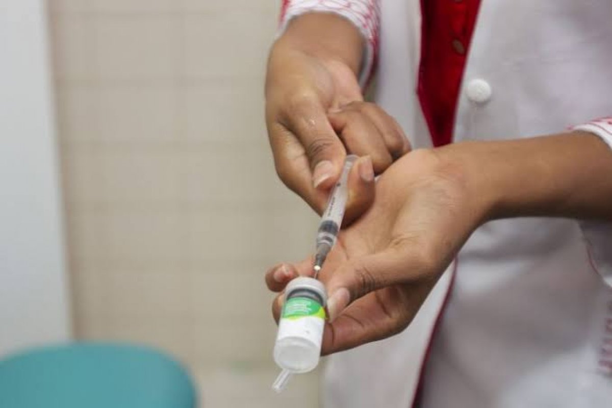 Bahia vacina mais 7.800 pessoas contra a Covid-19 
