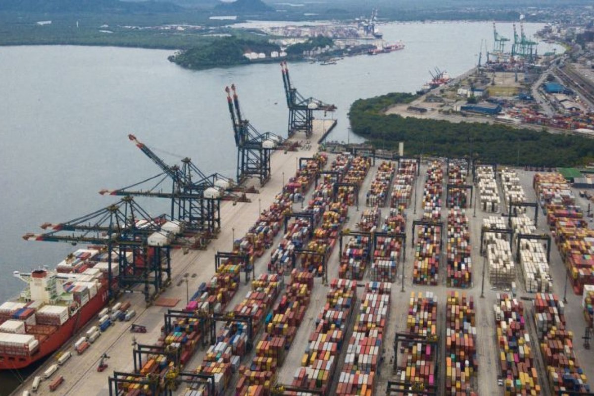 Portos do Brasil registram movimentação e faturamento recordes em 2021, diz Antaq