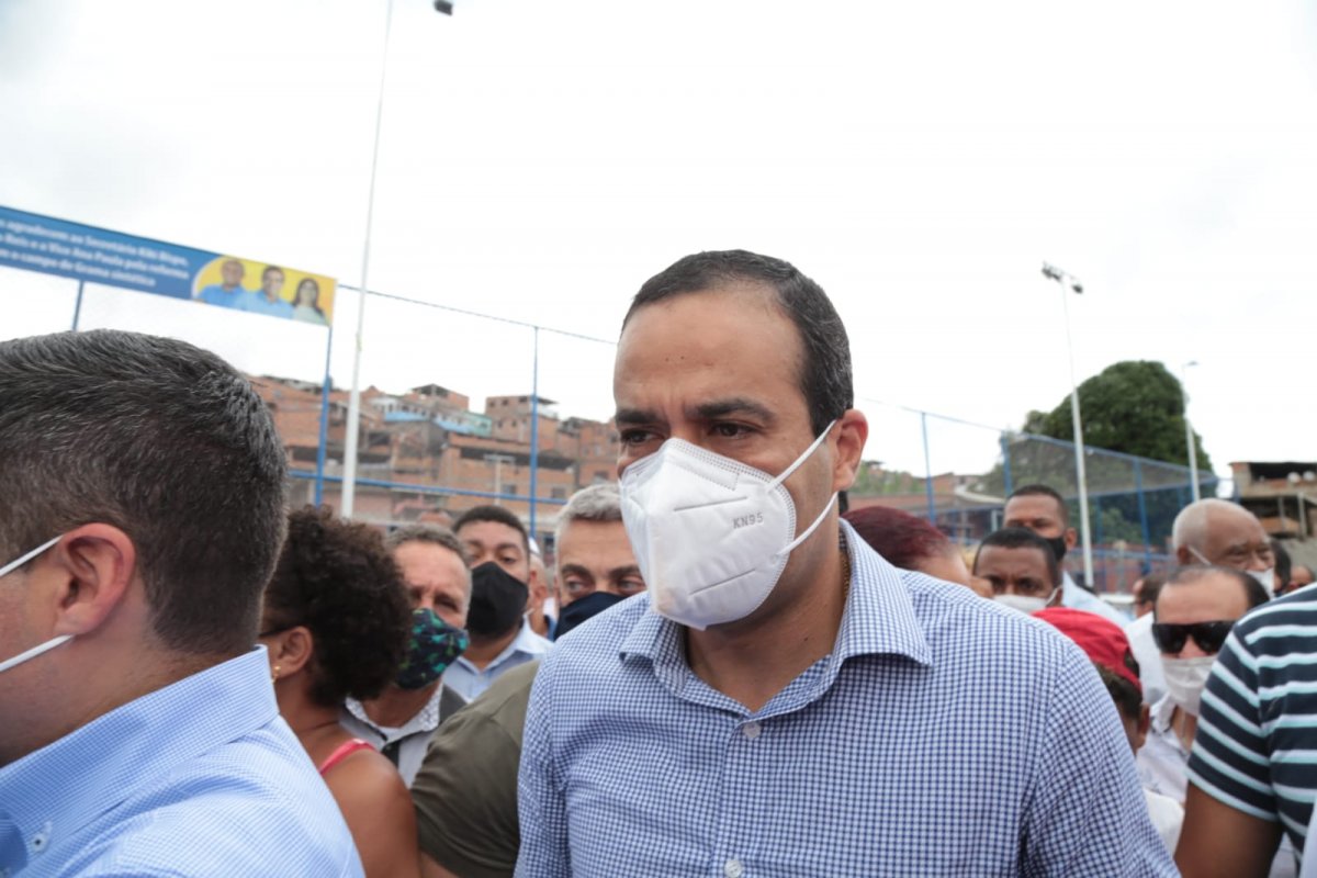 Bruno Reis anuncia contrato com hospitais Santa Izabel e Martagão para abertura de leitos