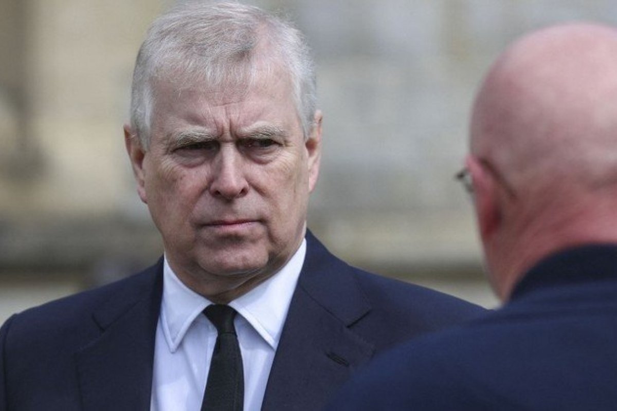 Príncipe Andrew pede julgamento por júri popular e nega acusações de abuso sexual