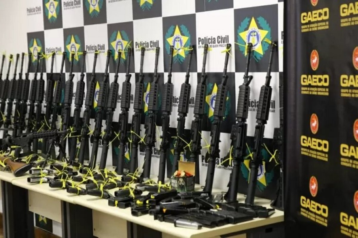 Exército vai colaborar com o MP sobre colecionador que vendeu arsenal ao CV