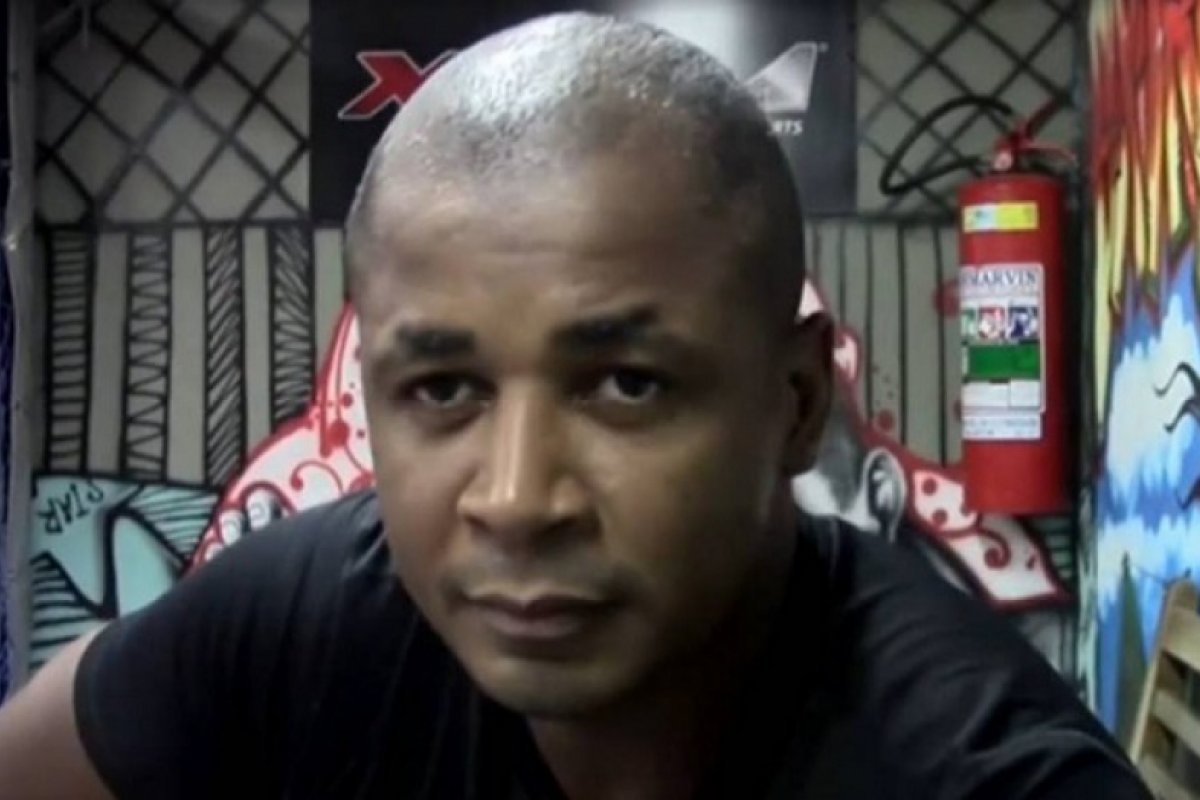 Treinador de estrelas do MMA é acusado de estupro por duas atletas