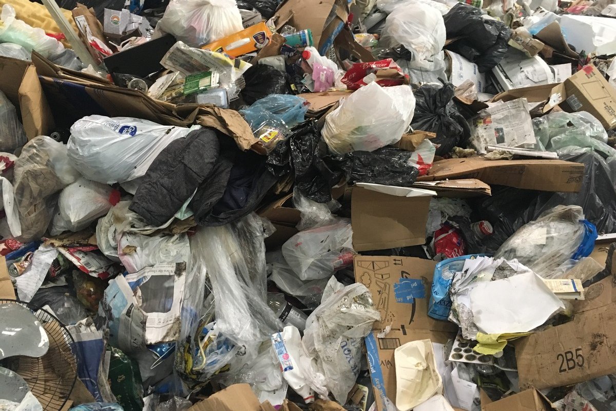 Ibama afirma que fabricante de papel trouxe ilegalmente lixo dos EUA para Brasil