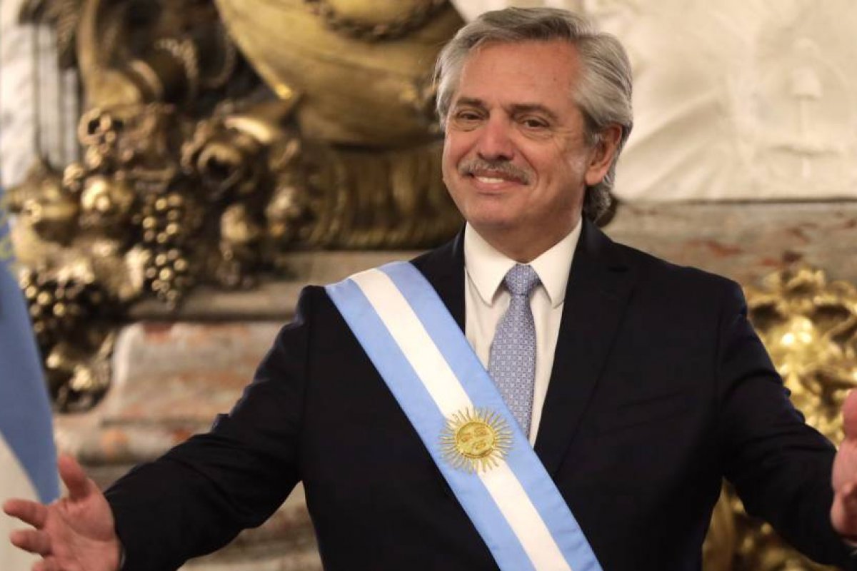 Argentina anuncia novo acordo para pagamento de dívida bilionária ao FMI