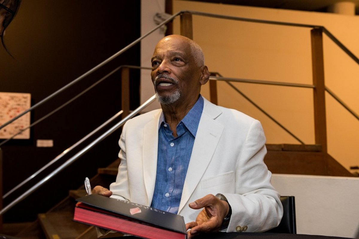 Fundador do Museu Afro Brasil lança livro em Salvador