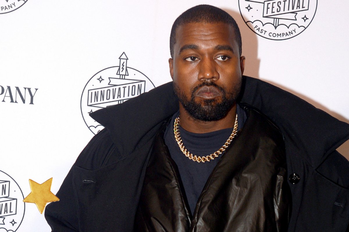 Kanye West só poderá entrar na Austrália completamente vacinado, afirma primeiro-ministro
