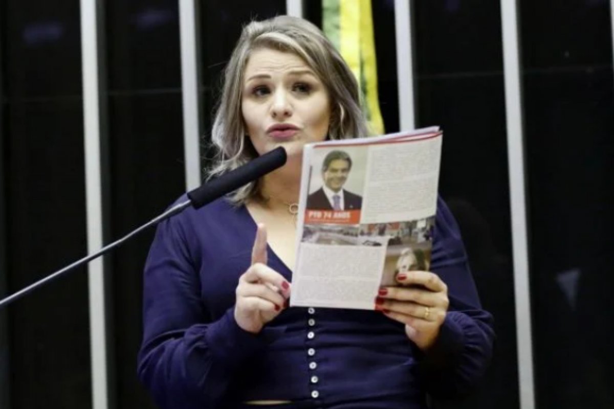 Sucessora de Roberto Jefferson deixa comando do PTB após ser acusada de traição