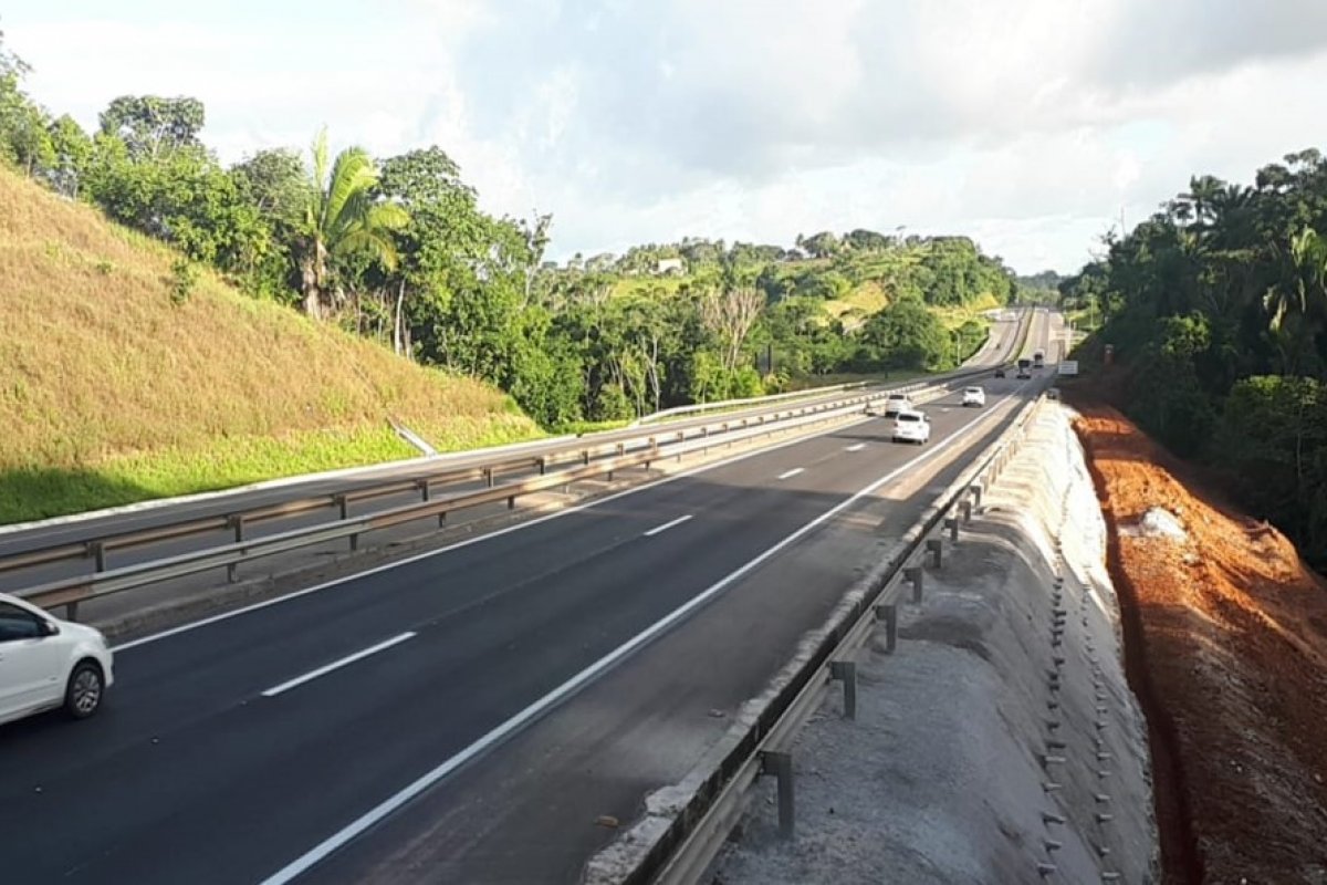 Rodovia BA-093 passa por intervenções nesta quarta-feira (16)