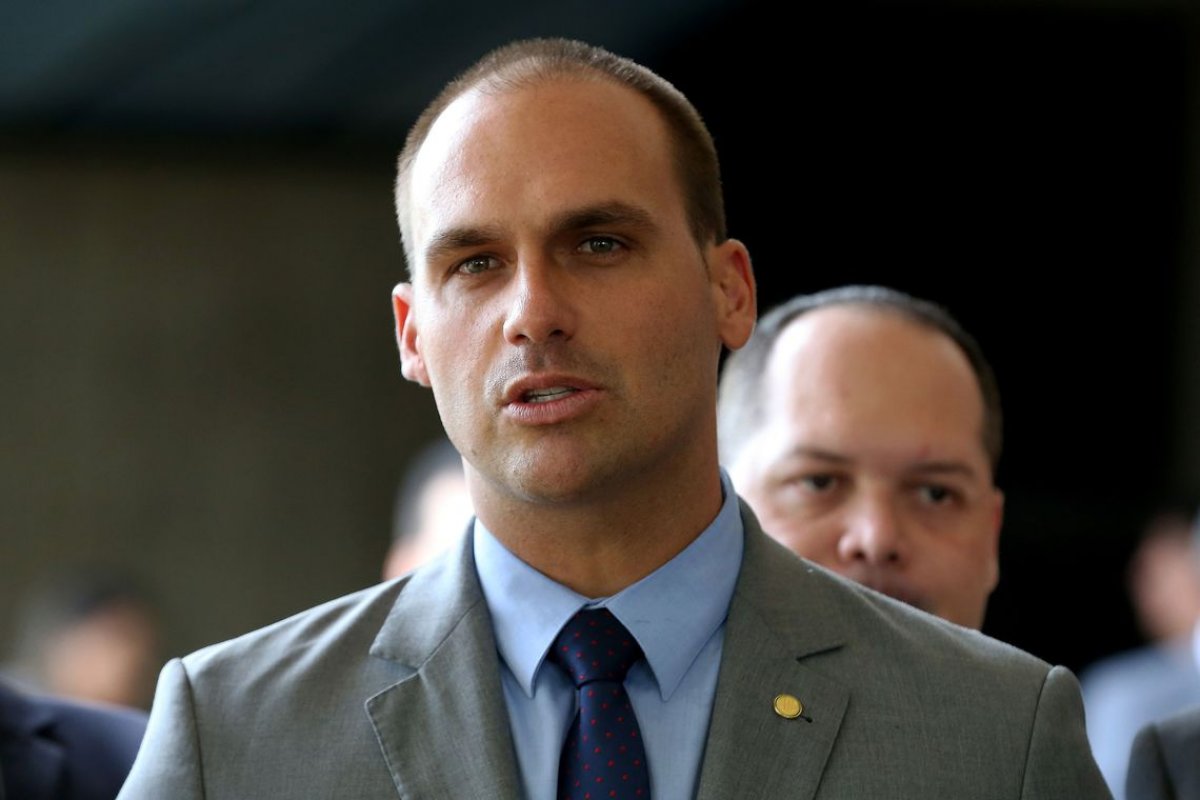 Eduardo Bolsonaro diz que crise no PSL é contornável