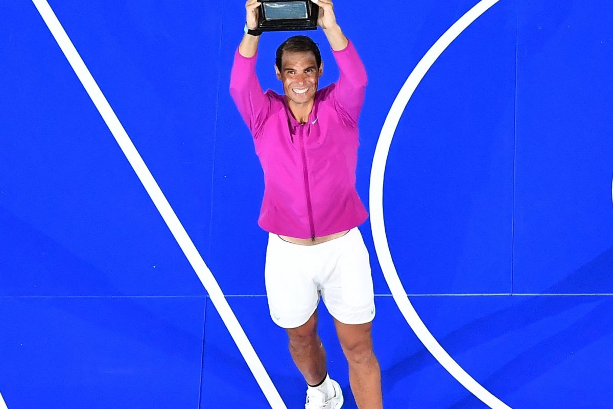 Nadal conquista o título de bicampeão no Australian Open e se torna maior vencedor de Grand Slams
