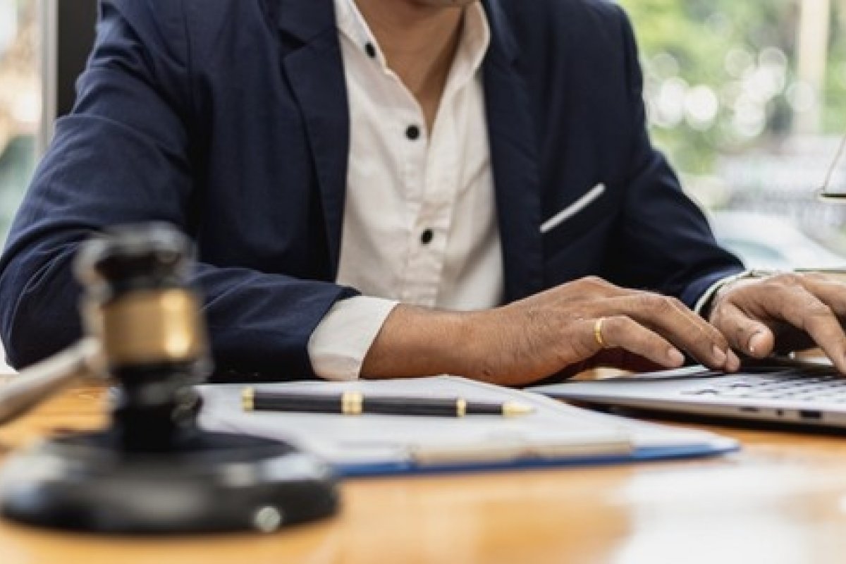 Banco é condenado por permitir que golpista abrisse conta corrente