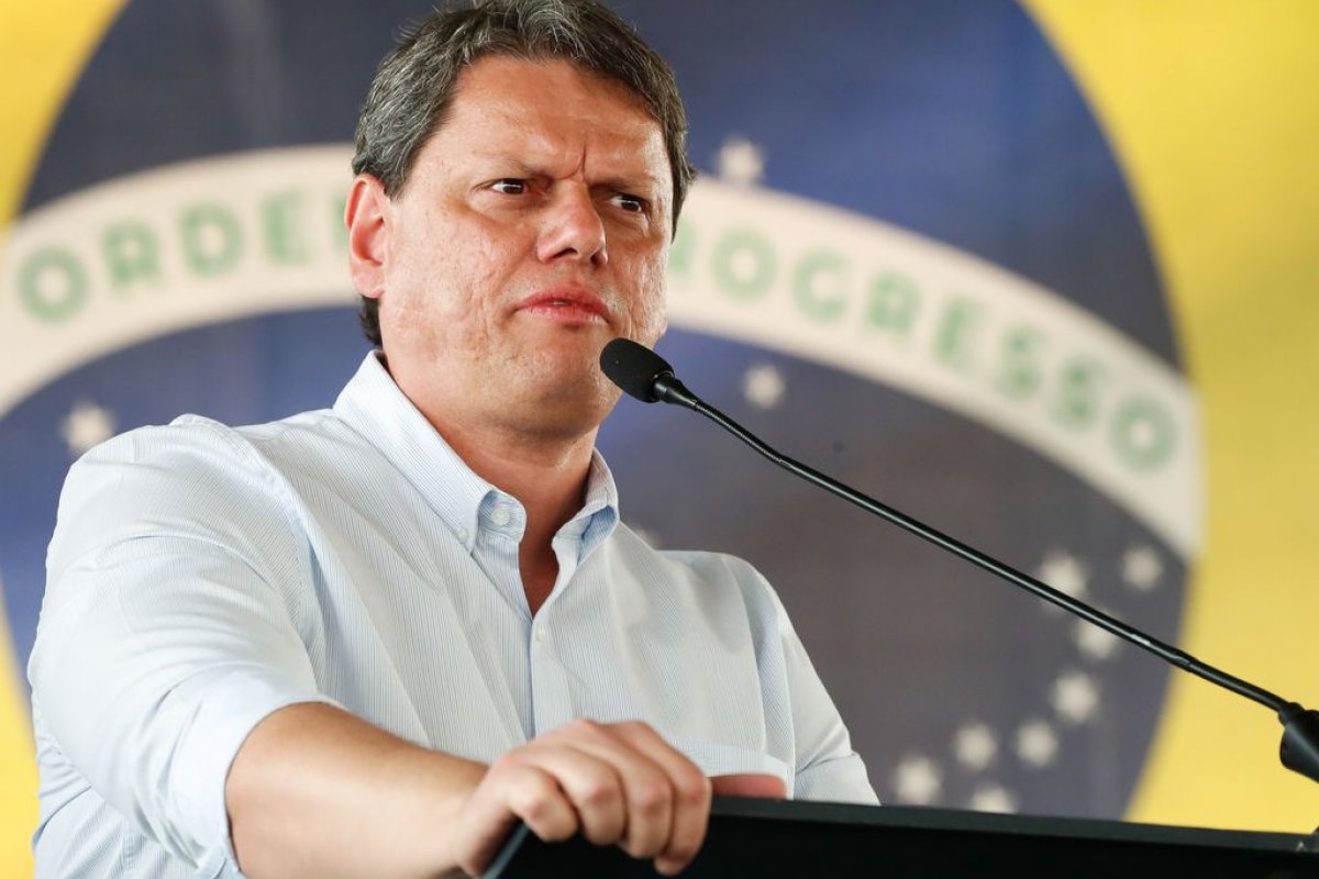 Vídeo: Tarcísio Gomes confirma disputa por governo de São Paulo
