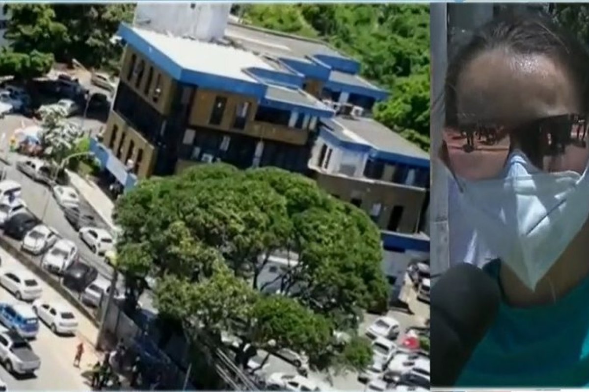 Professores realizam protesto e pedem saída de secretário de Salvador