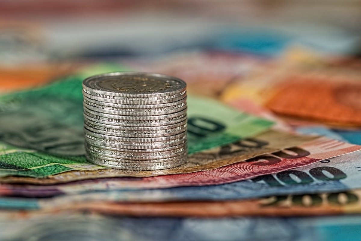 Salário minimo na Venezuela passa a custar cerca de R$ 28 por mês