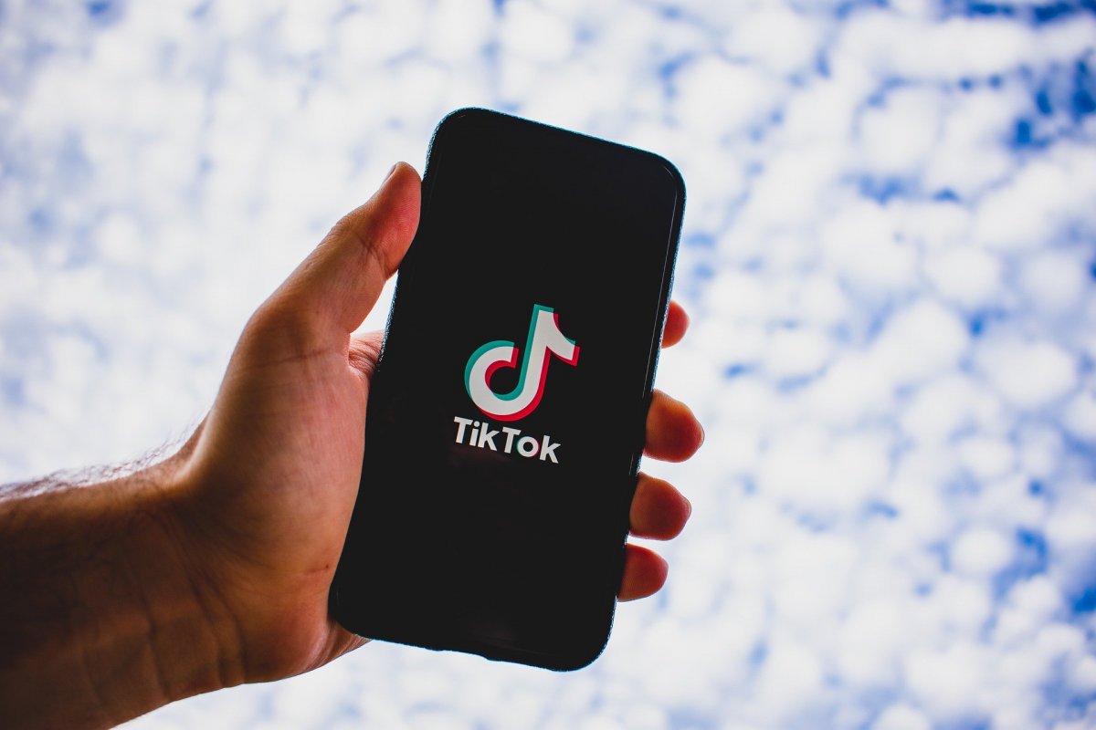 Com crescimento acelerado, Tik Tok preocupa Instagram e Facebook