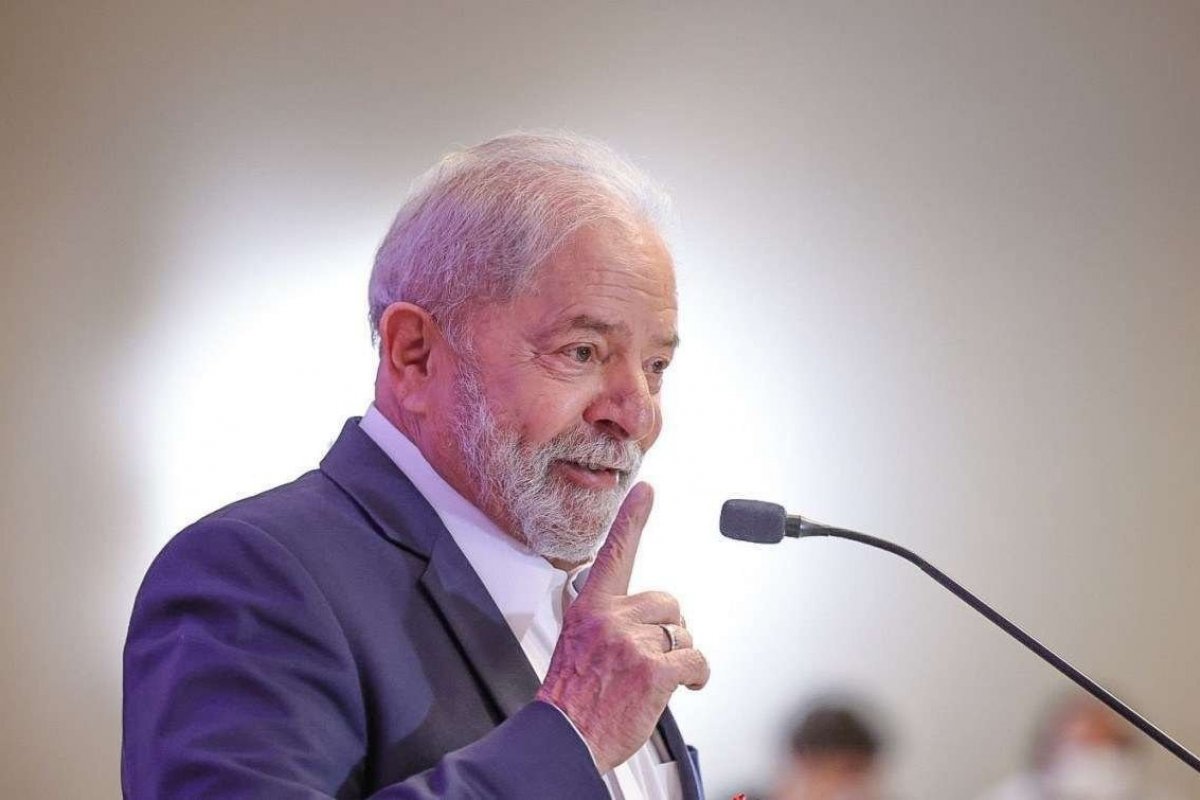 Lula afirma que eleição será difícil e que Alckmin é necessário como candidato a vice