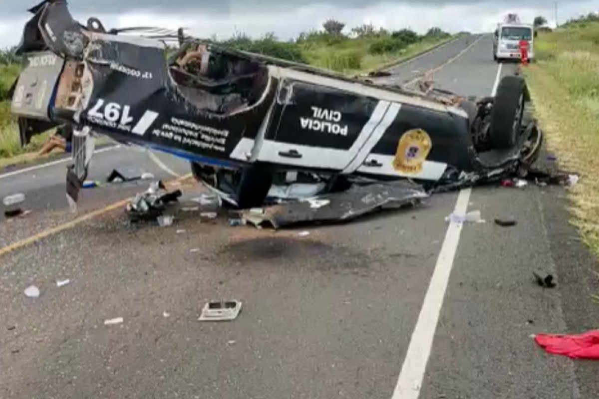 Policiais civis morrem após acidente em rodovia na região da Chapada Diamantina