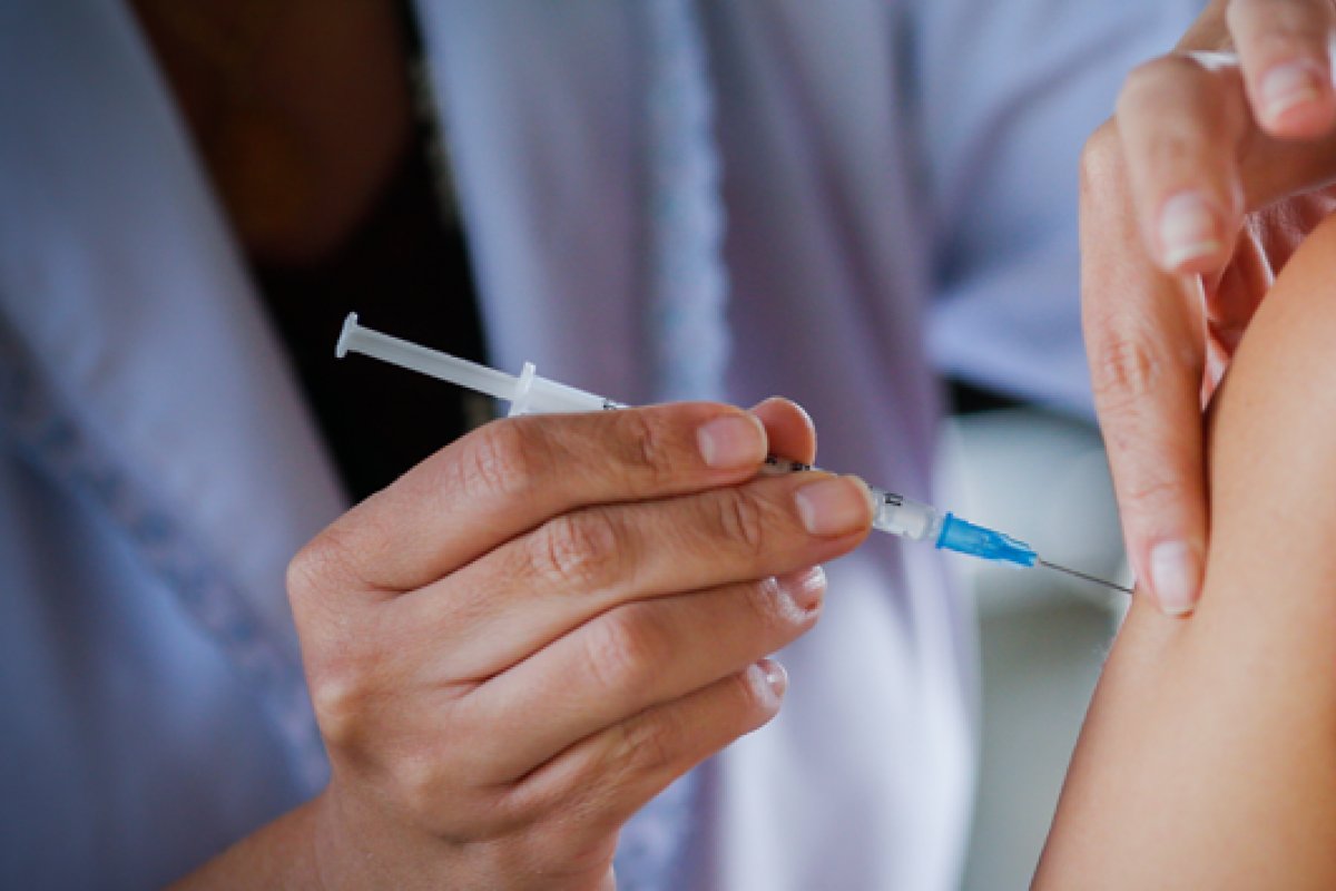 Quase 151 milhões de brasileiros estão totalmente vacinados contra a Covid-19